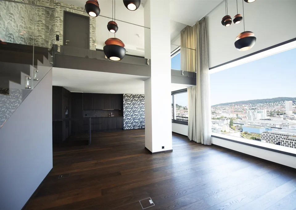 Zweistöckiges Luxus-Penthouse mit fantastischer Sicht über die Stadt Zürich