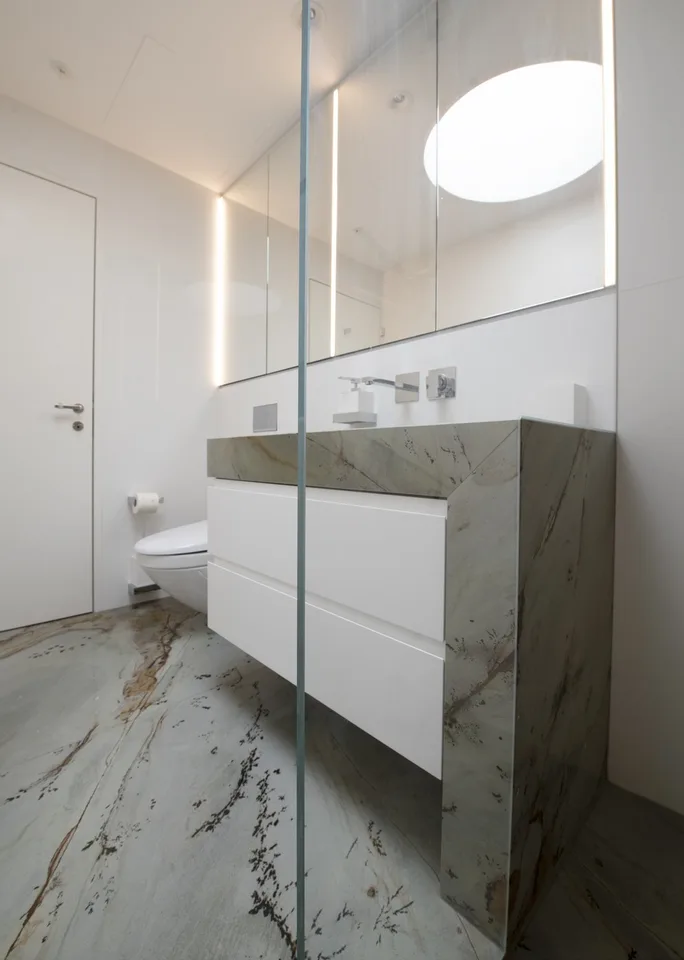 Zweistöckiges Luxus-Penthouse mit fantastischer Sicht über die Stadt Zürich