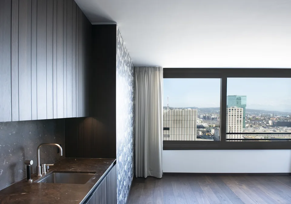Zweistöckiges Luxus-Penthouse mit fantastischer Sicht über die Stadt Zürich