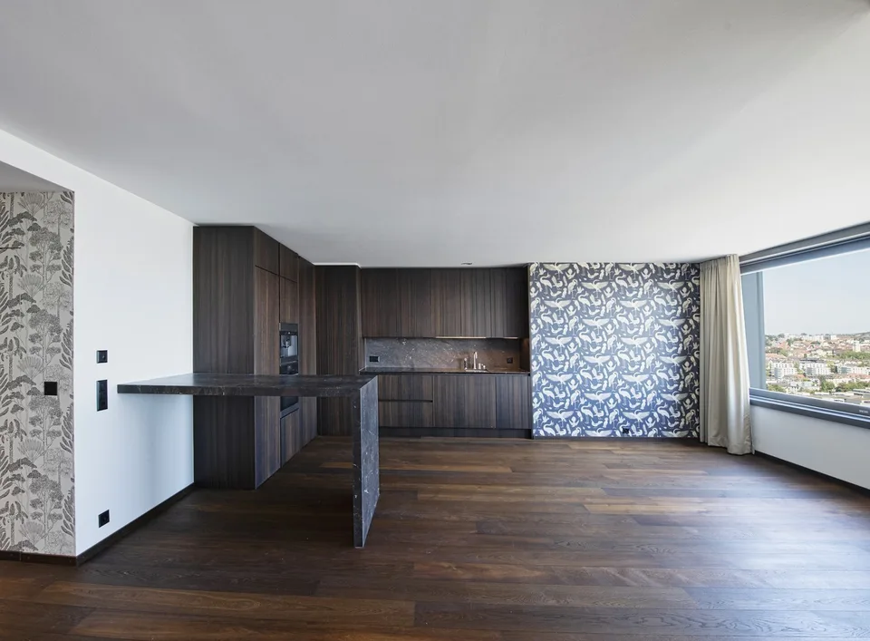 Zweistöckiges Luxus-Penthouse mit fantastischer Sicht über die Stadt Zürich