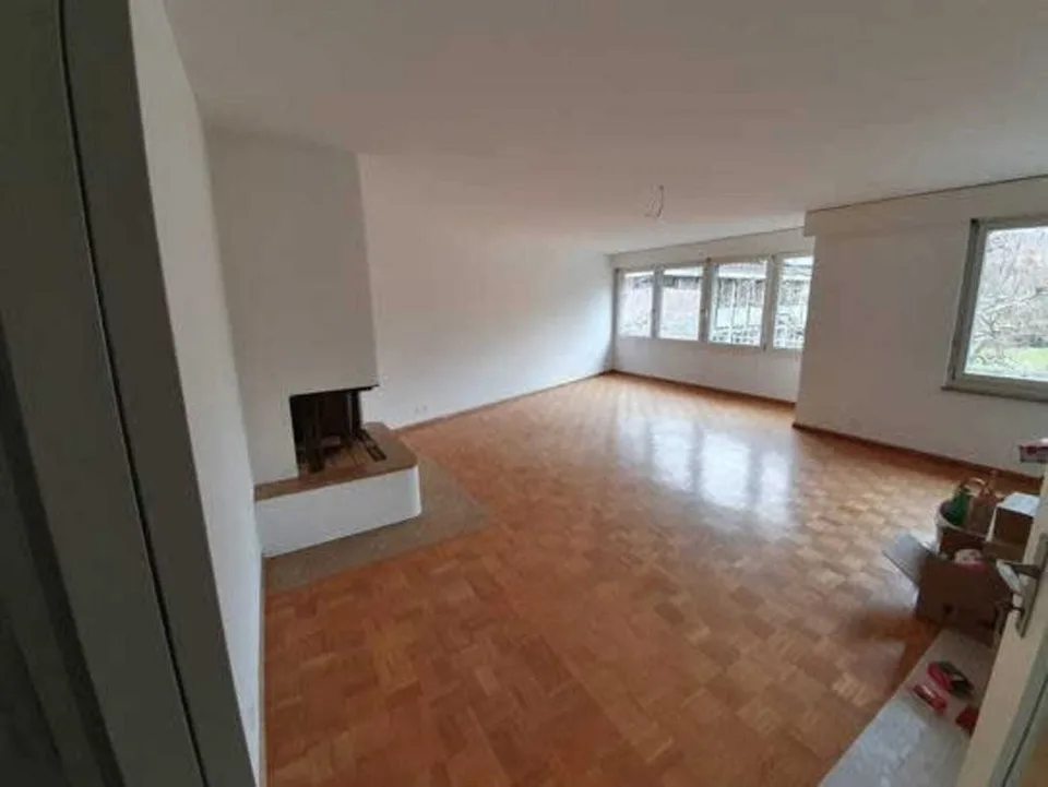 Grosszügige und helle Wohnung in Riehen