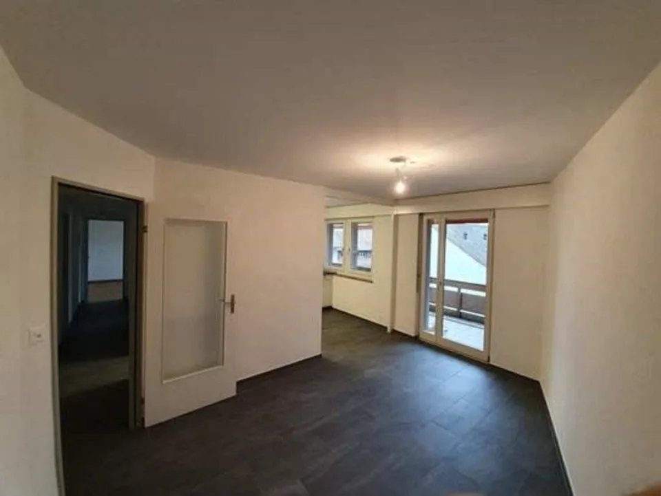 Grosszügige und helle Wohnung in Riehen