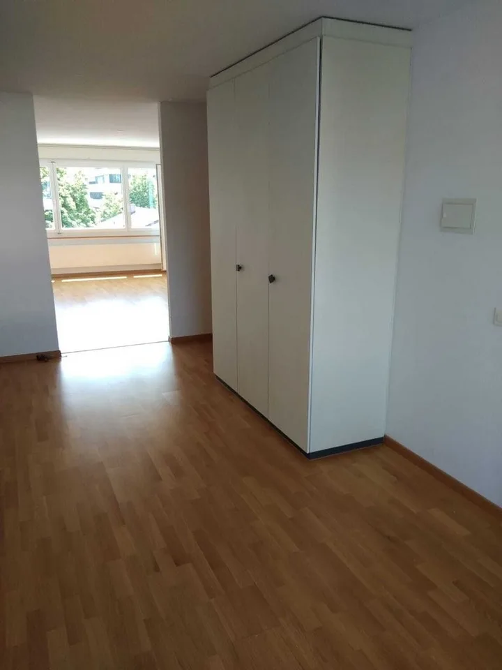 Grosszügige 3.5 Zimmerwohnung an ruhiger Lage