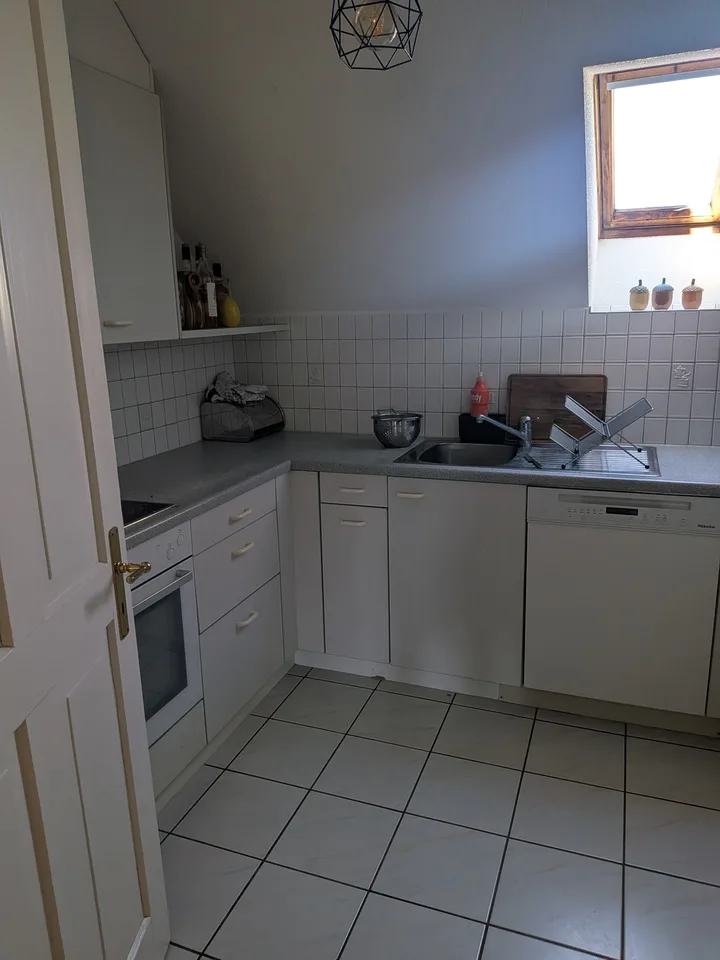 Cercasi inquilino per bell'appartamento tranquillo di 100 m²
