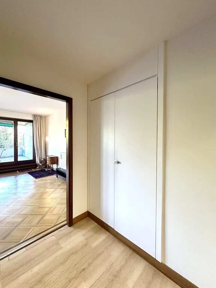 Furnished 4-Room Apartment with Private Terrace - Grand-Saconnex | Appartement meublé de 4 pièces avec terrasse privée