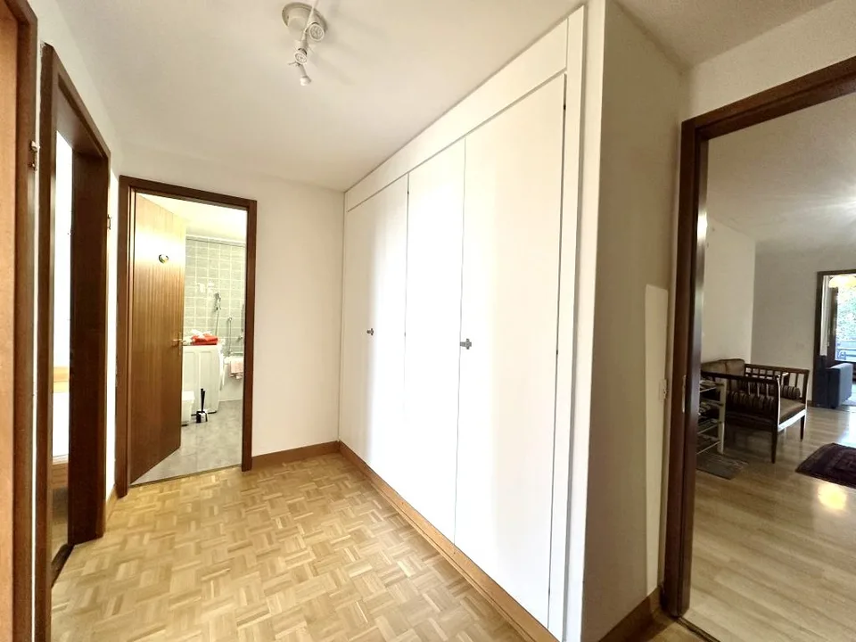Furnished 4-Room Apartment with Private Terrace - Grand-Saconnex | Appartement meublé de 4 pièces avec terrasse privée