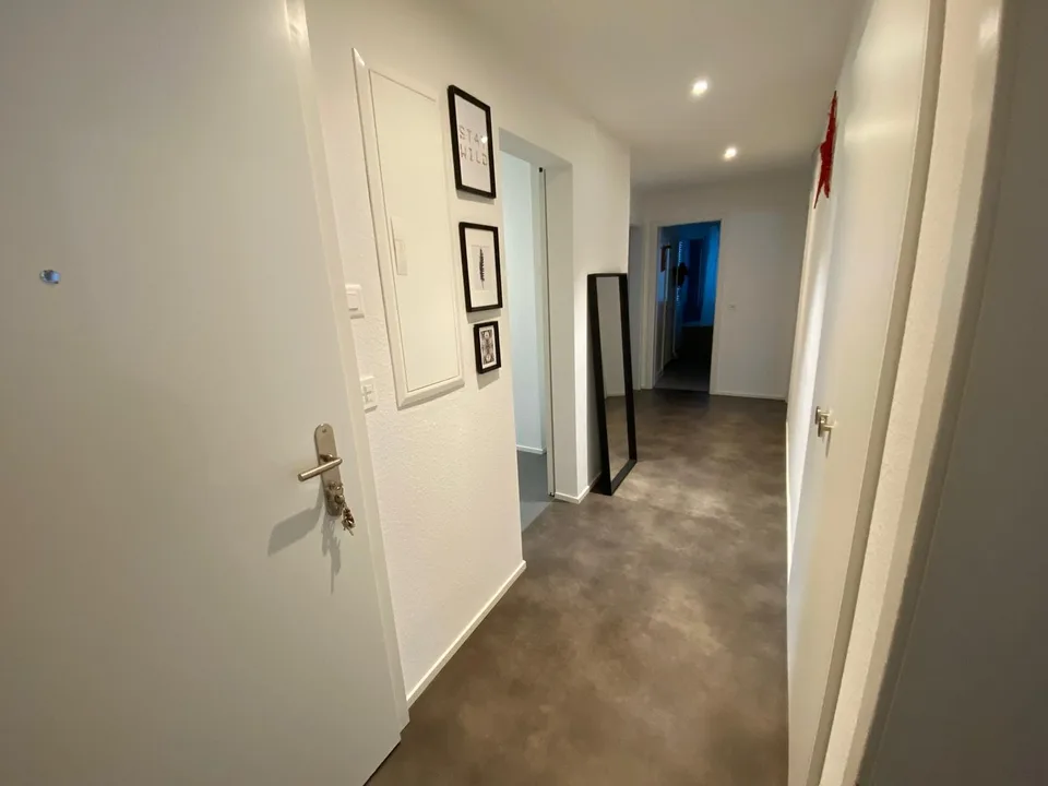 Helle 3.5-Zimmer-Wohnung mit Balkon mitten in Winterthur