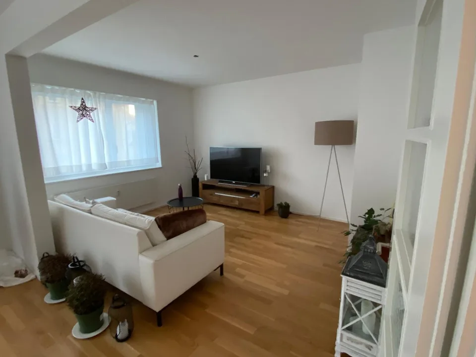 Helle 3.5-Zimmer-Wohnung mit Balkon mitten in Winterthur