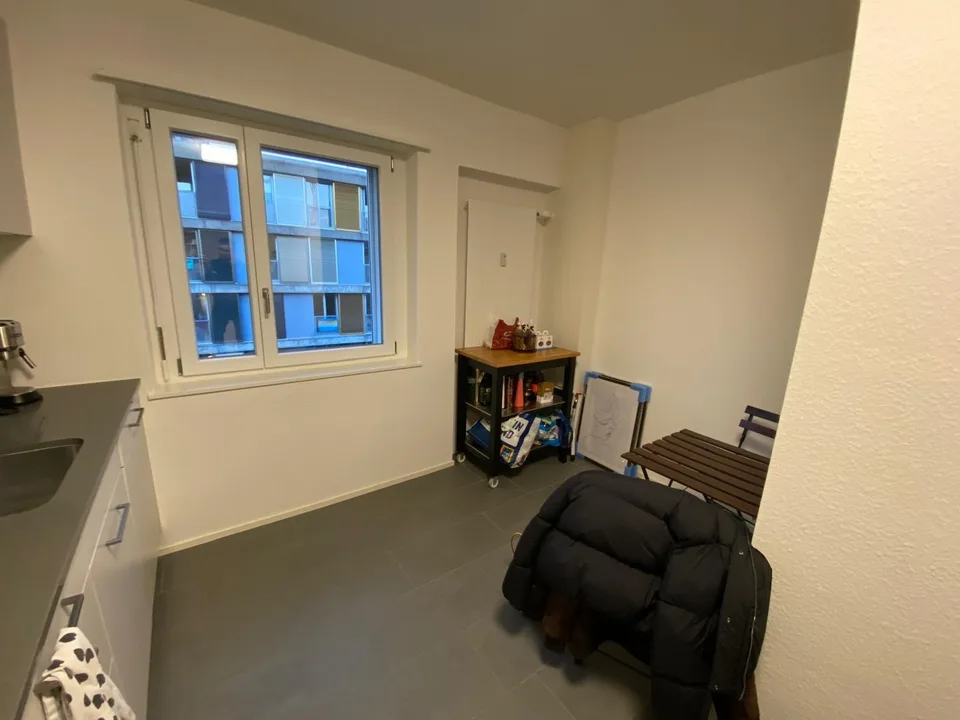Helle 3.5-Zimmer-Wohnung mit Balkon mitten in Winterthur