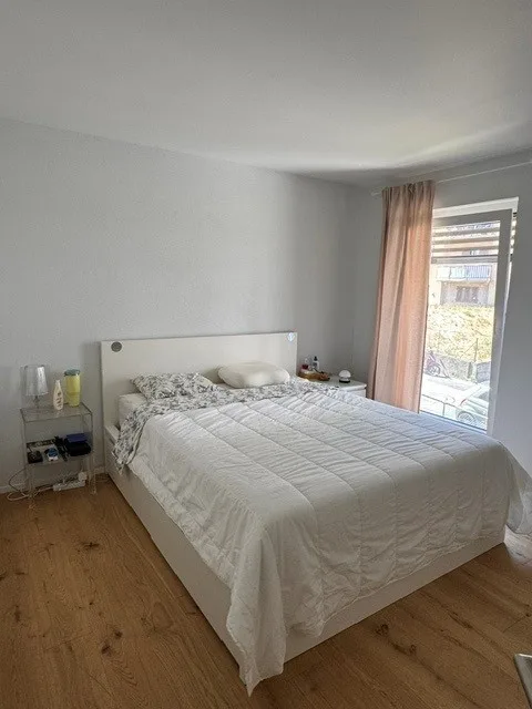 Wohnung mit 3,5 Zimmern und Seeblick, 2024 renoviert