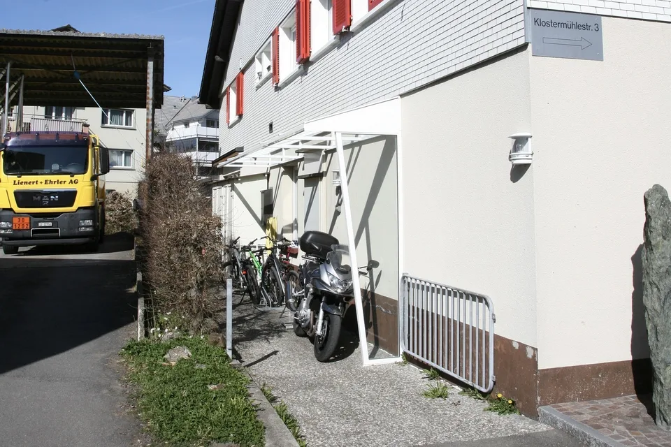 Gewerberaum mit 173 m² in zentraler Lage von Einsiedeln zu vermieten