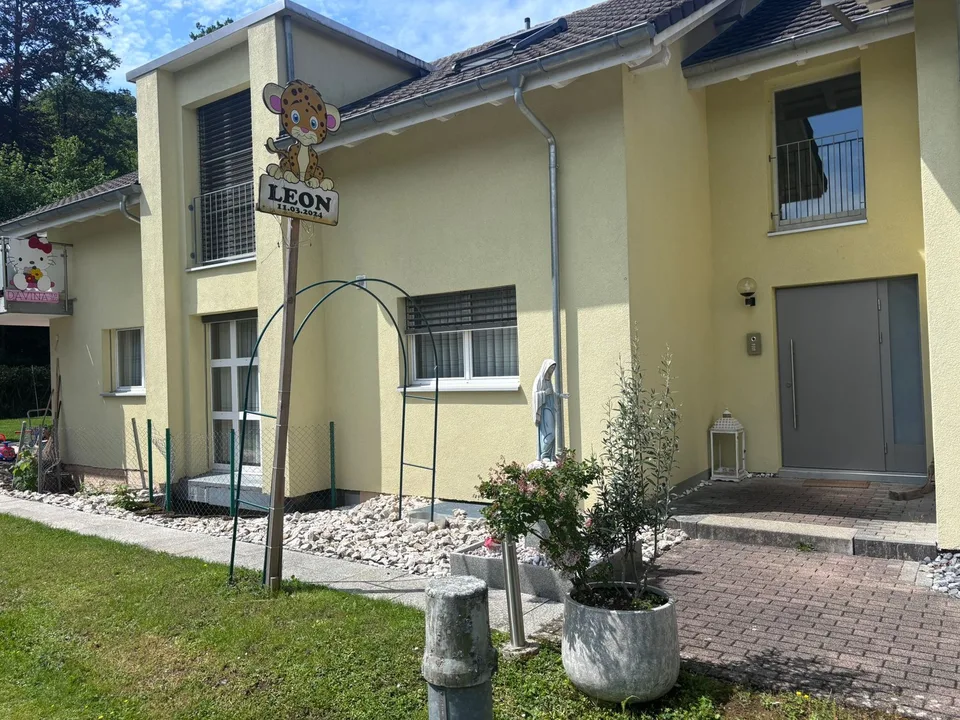 Helle 4.5-Zimmer-Wohnung am Waldrand – ruhig, familienfreundlich & zentral