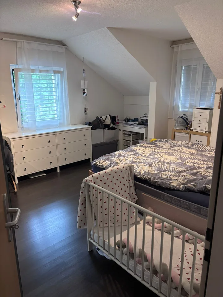 Helle 4.5-Zimmer-Wohnung am Waldrand – ruhig, familienfreundlich & zentral