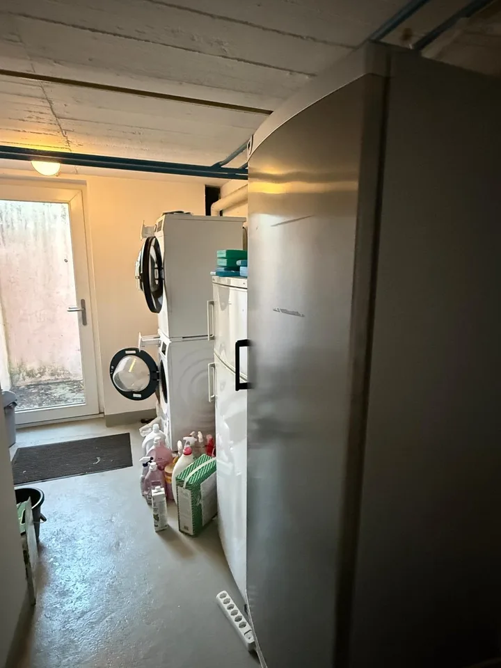 Grosses Zimmer in einem Einfamilienhaus (4er WG)
