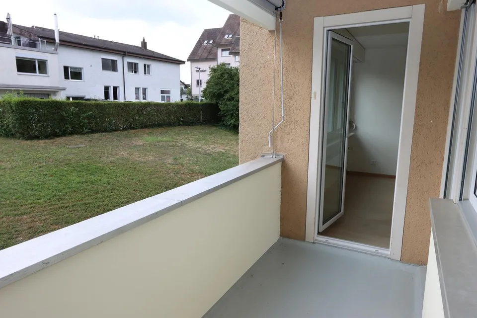 ERSTVERMIETUNG NACH SANIERUNG: MODERNE 3.5-ZIMMERWOHNUNGEN!