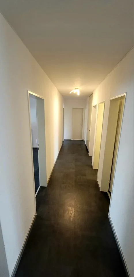 Nachmieter / Untermieter gesucht.