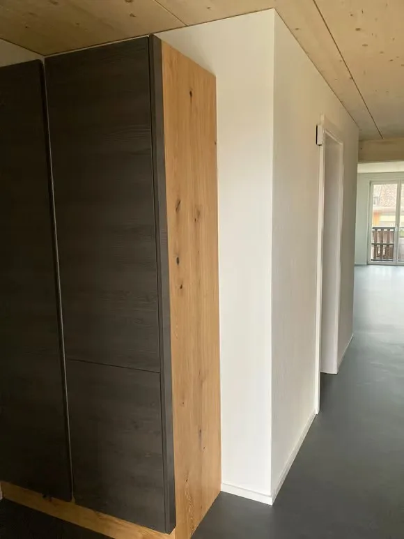 Moderne 5.5-Zimmer-Wohnung mit Garage und Terasse in Elsau