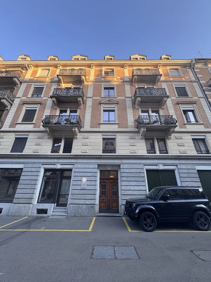 3.5 room luxury apartment in downtown Zurich