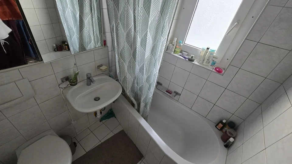 Bright room in Oerlikon