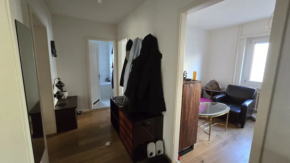 Bright room in Oerlikon