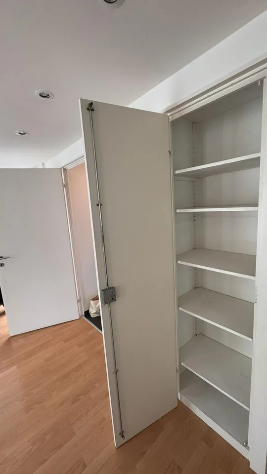 for 3 Month to rent Nov. 2026 bis Jan. 2027) to rent, charmful full furnished cozy 1-2 Pers. Flat upstair in Kreis 6 |Charmante möblierte 1½-Zimmer-Wohnung zur Untermiete in Zürich Kreis 6 (Nov. 2026 bis Jan. 2027)