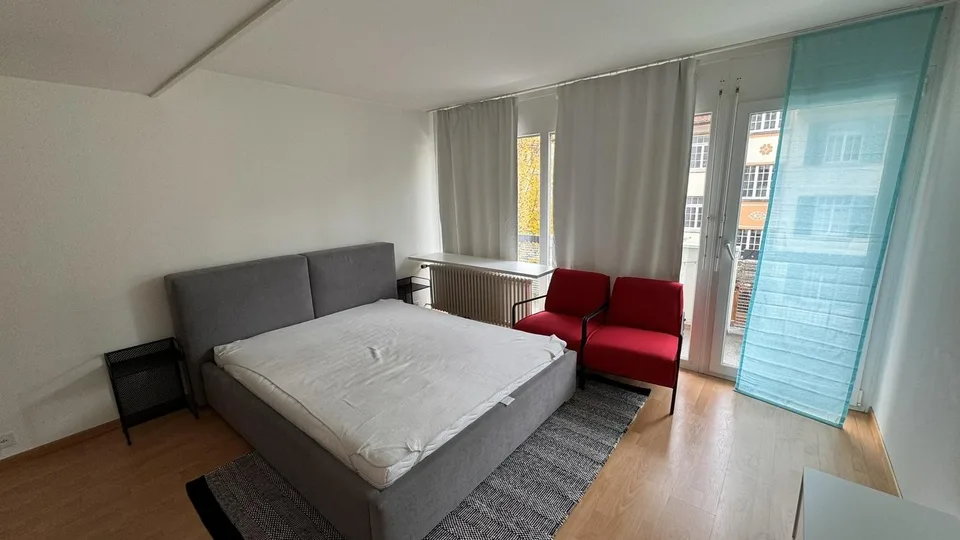 for 3 Month to rent Nov. 2026 bis Jan. 2027) to rent, charmful full furnished cozy 1-2 Pers. Flat upstair in Kreis 6 |Charmante möblierte 1½-Zimmer-Wohnung zur Untermiete in Zürich Kreis 6 (Nov. 2026 bis Jan. 2027)