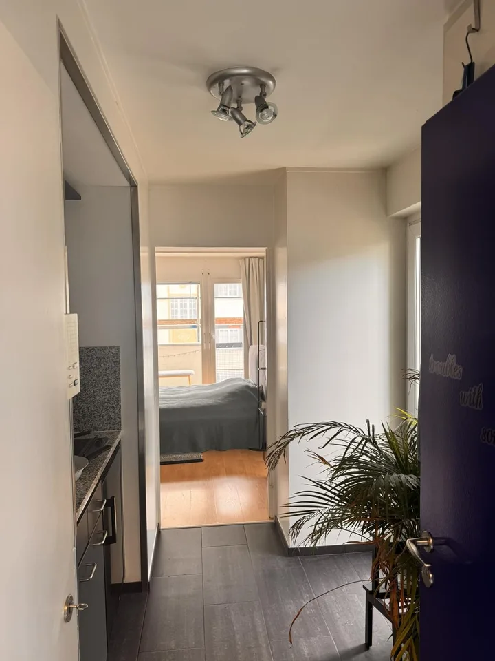 for 3 Month to rent Nov. 2026 bis Jan. 2027) to rent, charmful full furnished cozy 1-2 Pers. Flat upstair in Kreis 6 |Charmante möblierte 1½-Zimmer-Wohnung zur Untermiete in Zürich Kreis 6 (Nov. 2026 bis Jan. 2027)
