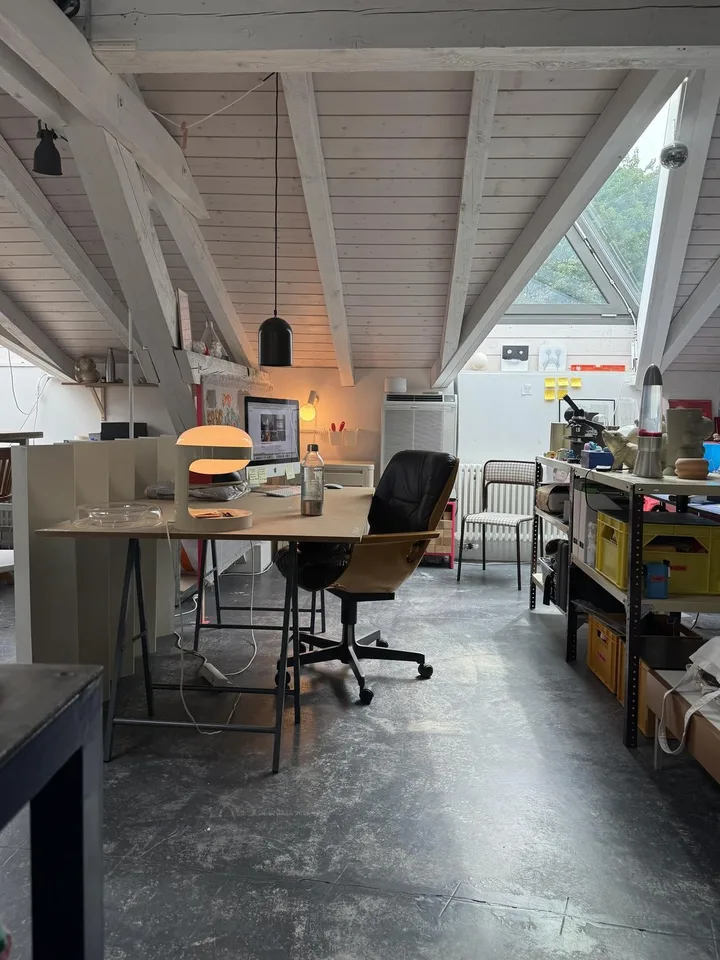 Atelierplatz in kreativem Kollektiv – 6 Monate Untermiete