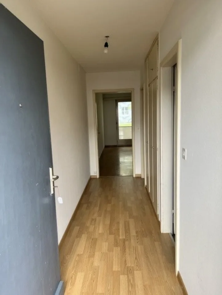1-ZIMMERWOHNUNG AM SCHWAMENDINGERPLATZ