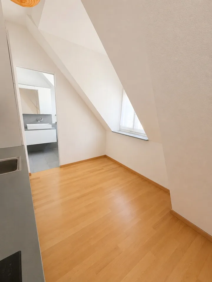 Stilvolles 1.5-Zimmer-Studio an zentraler Lage im Kreis 6