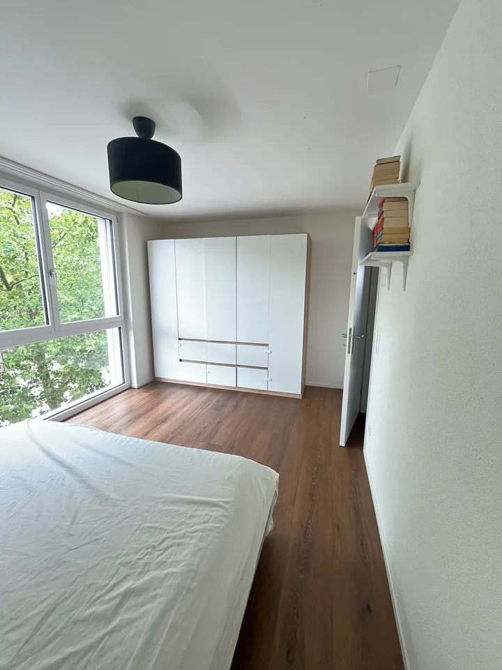 Fully Furnished 2.5-Room Apartment – Zürich Oerlikon
