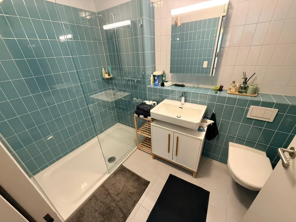 * Moderne 4.5-Zimmer-Wohnung an der Buckhauserstrasse in Zürich-Altstetten