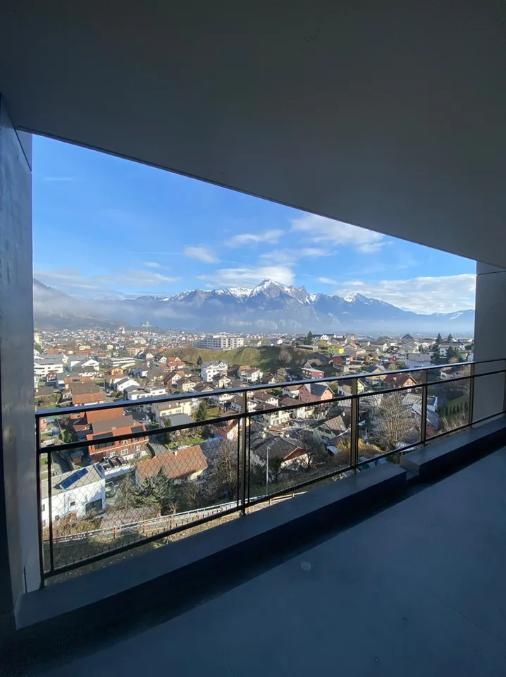 Luxuriöse 2.5 Zimmer-Wohnung