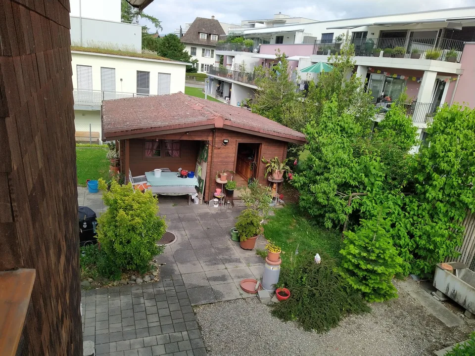 Charmante 4-Zimmer-Altbauwohnung in Derendingen – ab sofort verfügbar
