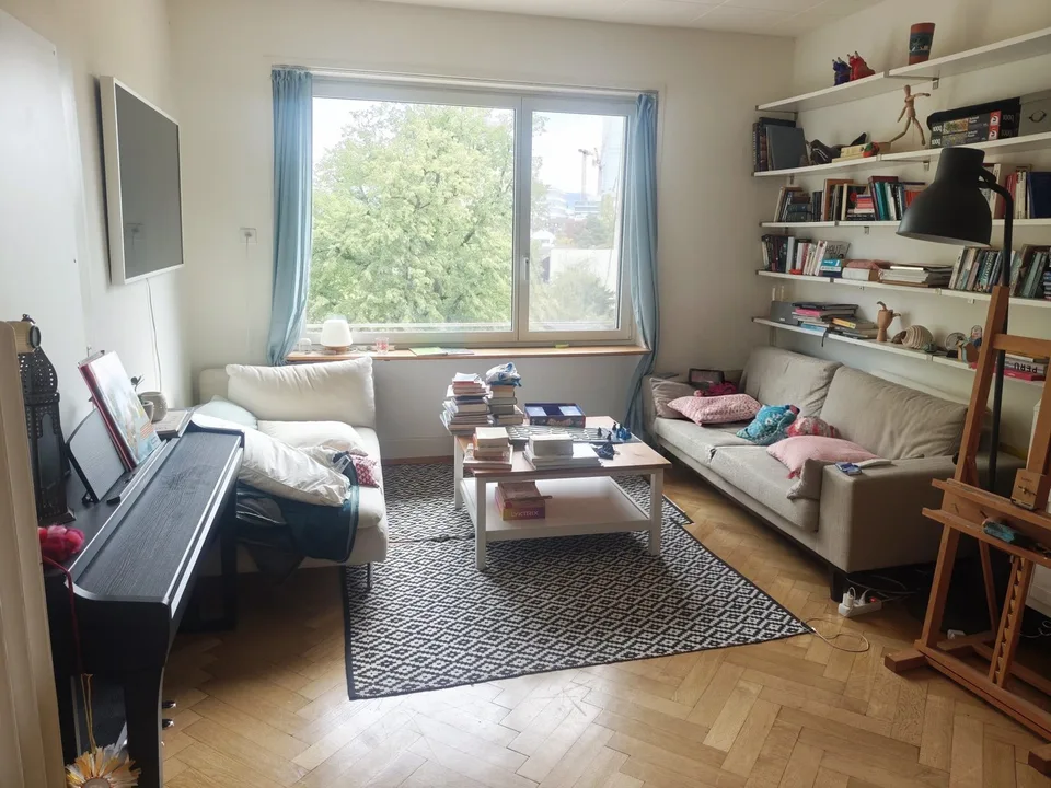 Helle 3-Zimmer-Altbauwohnung mit Balkon