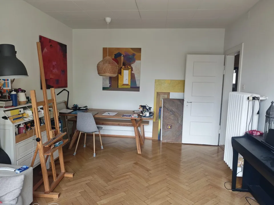 Helle 3-Zimmer-Altbauwohnung mit Balkon