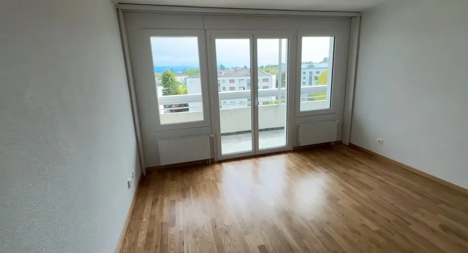 Attique 2.5 pieces dans quartier calme à Morges