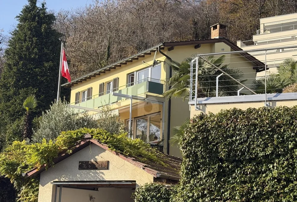Traumhafter Seeblick, privater Pool und Nutzung als Zweitwohnsitz möglich – Foto 1 von 32