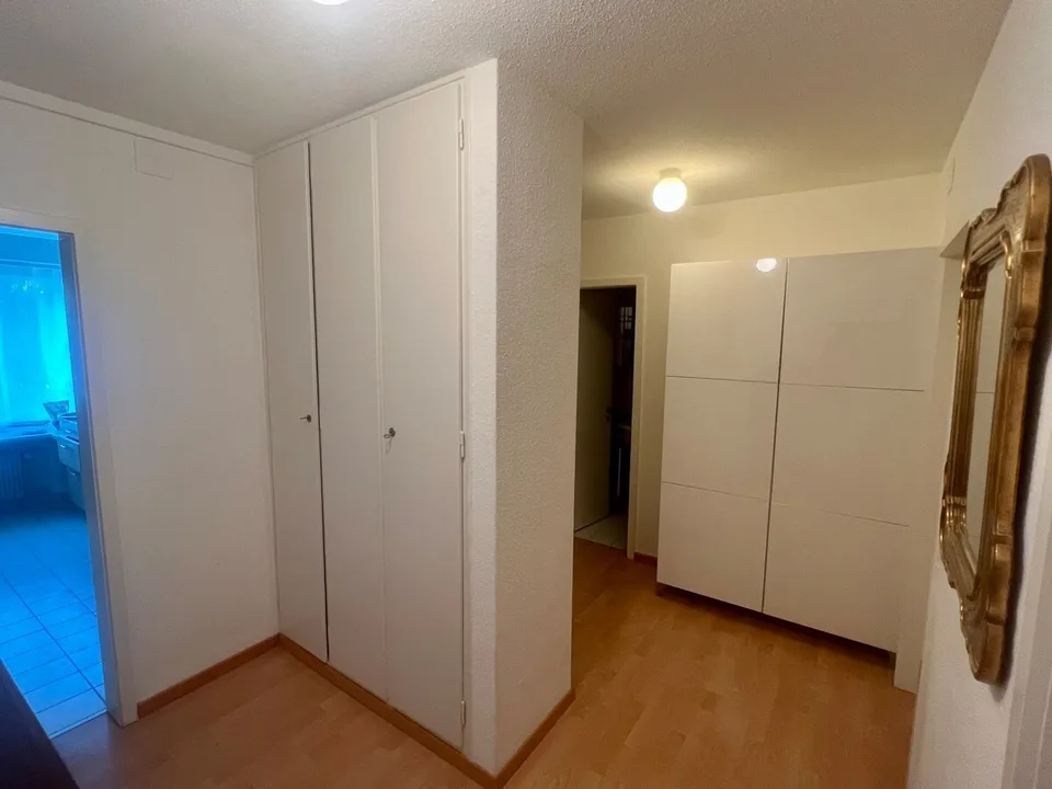 Helle und gut geschnittene 3-Zimmer-Wohnung in Zürich zur Nachmiete verfügbar
