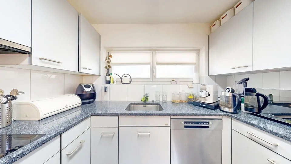 Moderne Wohnung mit Atelier in Neuenegg