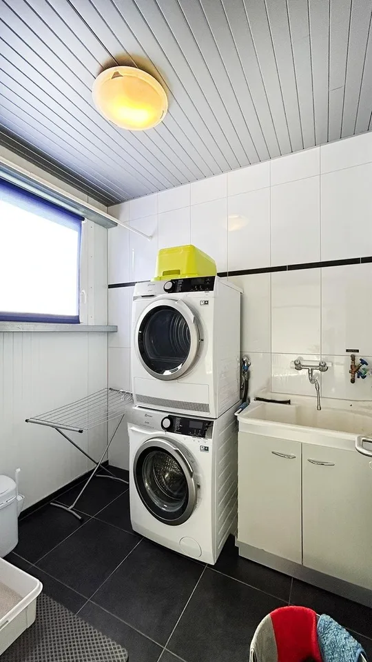 Grosszügige 4.5 Zimmer Wohnung inkl. Doppelgarage mit viel Privatsphäre und Dachterrasse – Foto 15 von 21