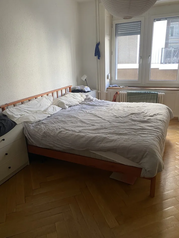 3-Room Apartment in Zurich Kreis 4 – Long-Term Tenants Wanted