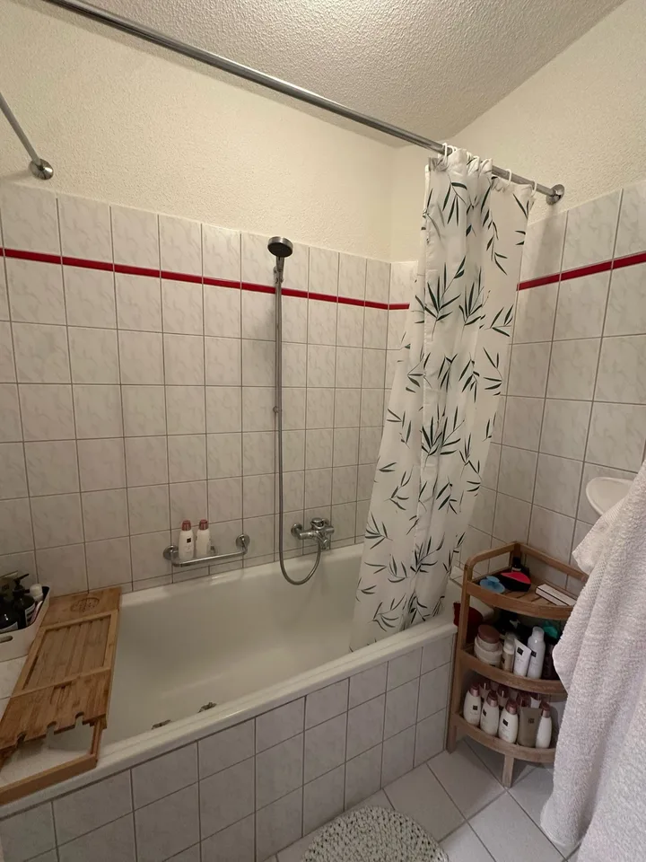 Wunderschöne Altbauwohnung in der Nähe von Oerlikon