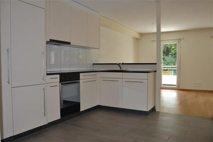 Grosszügige 4.5 Zimmer-Wohnung mit Balkon in Bürglen