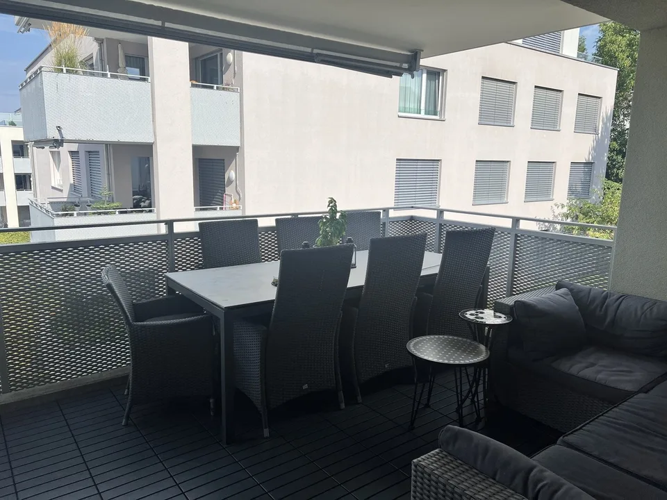 Moderne 4.5-Zimmer-Wohnung in Tann zu vermieten