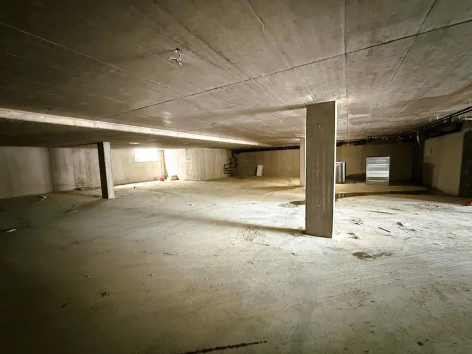 Einstellhallenplätze zu vermieten