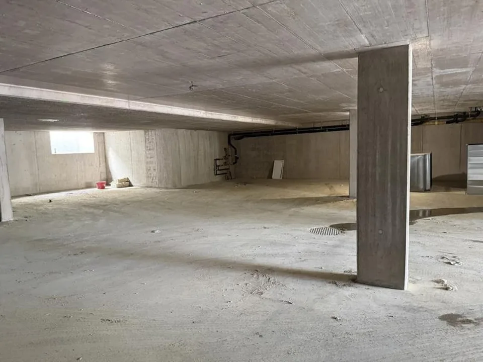 Einstellhallenplätze zu vermieten