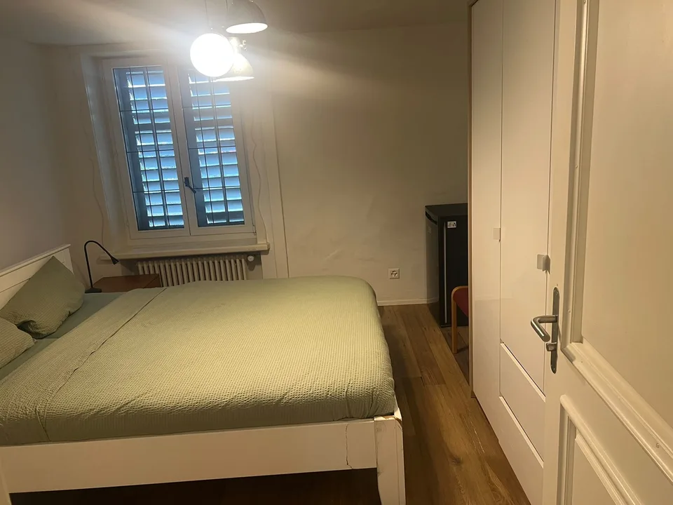 Möbiliertes Zimmer