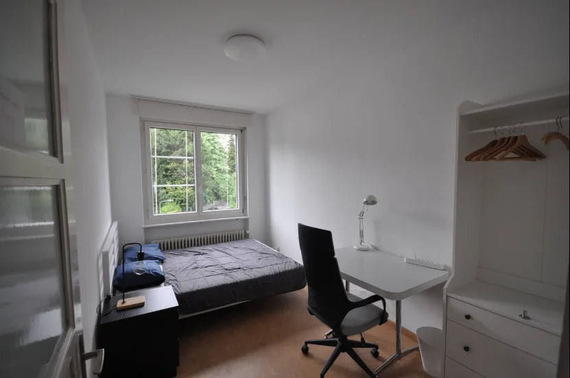 Cozy Rooms in a Shared Apartment in Zurich Wiesendangen