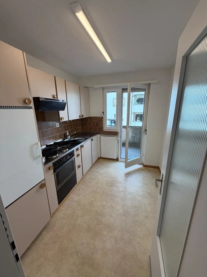 2 Zimmer Wohnung mitten in Zürich-Wiedikon